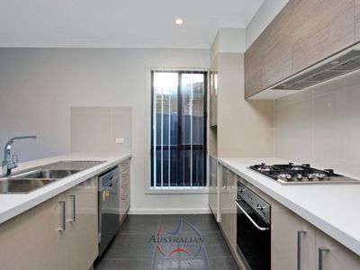 2 / 57 Corio Drive, St Clair