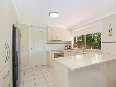 2 / 6D Royal Place, St Clair