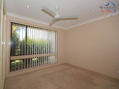 54 Menzies Circuit, St Clair