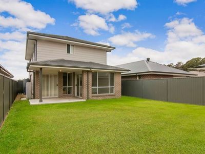 8 Cordyline Loop, Jordan Springs