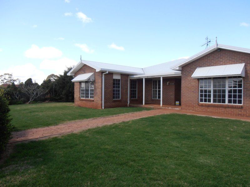 12 Nardoo Street, Darling Heights