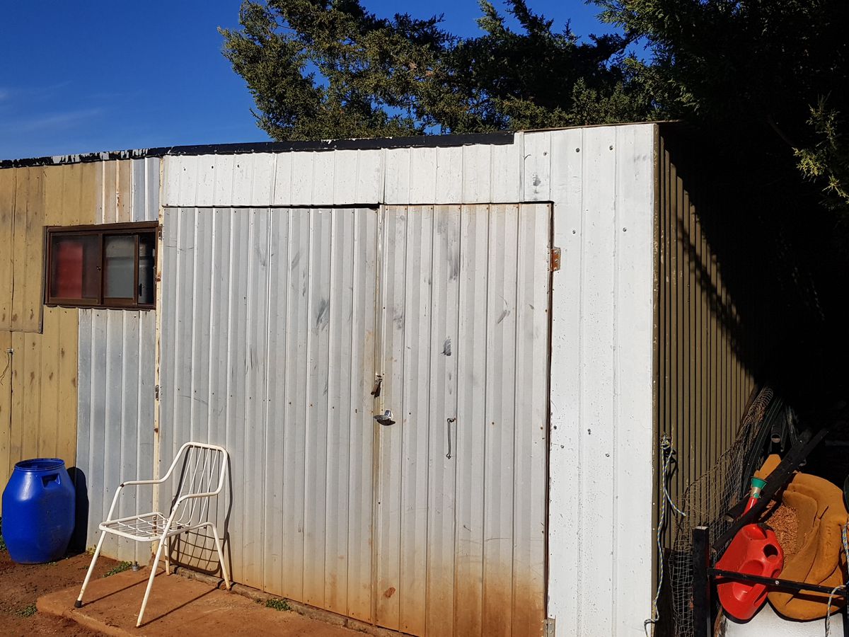 50 School Road, Corop