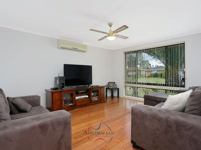 41 Olympus Drive, St Clair