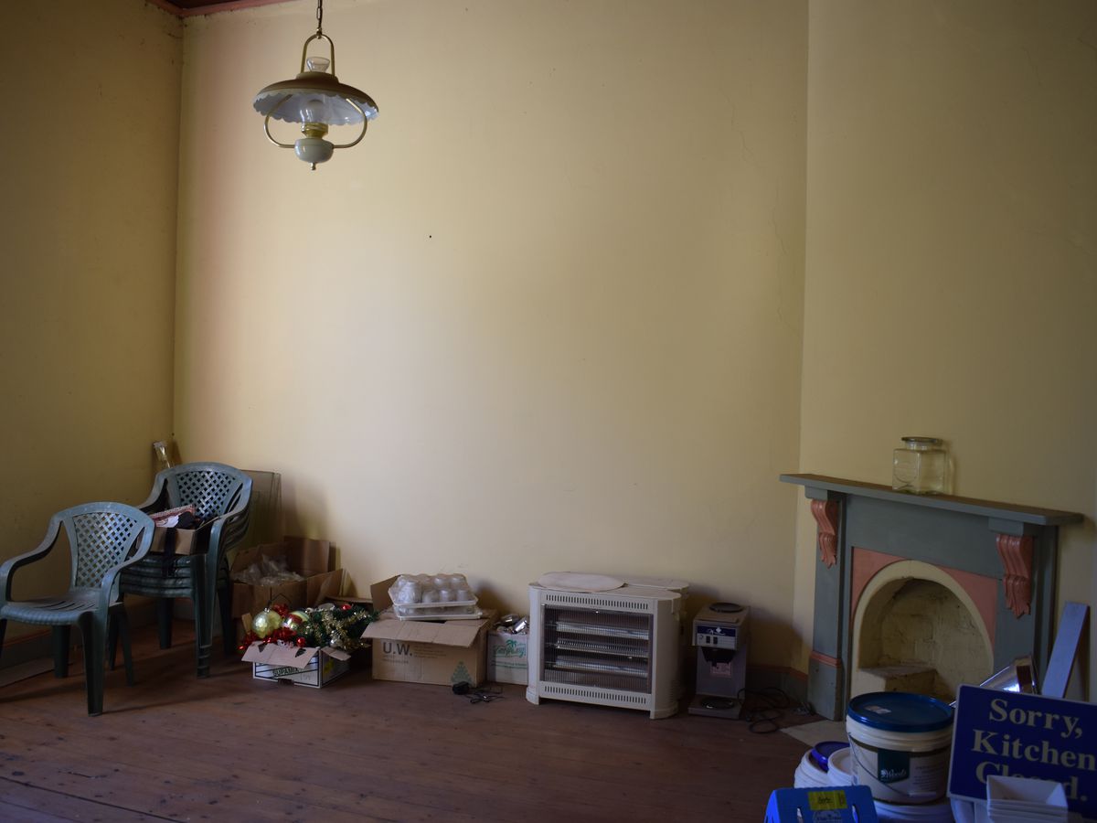 27 High Street, Charlton