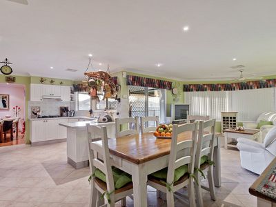 11 Ridgeview Crescent, Erskine Park