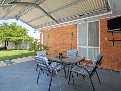 8 Pecos Close, St Clair