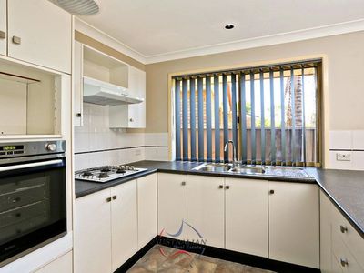 11 Farmer Place, St Clair