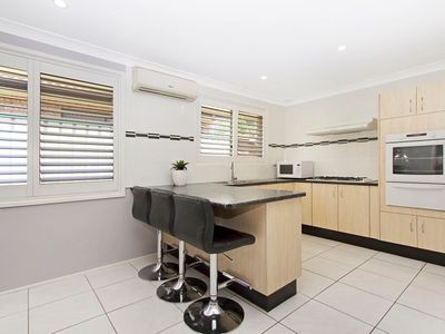 13 Hascombe Way, St Clair