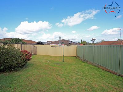 45 Pine Creek Circuit, St Clair