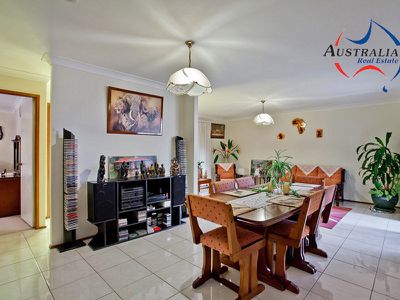 70 Cook Parade, St Clair