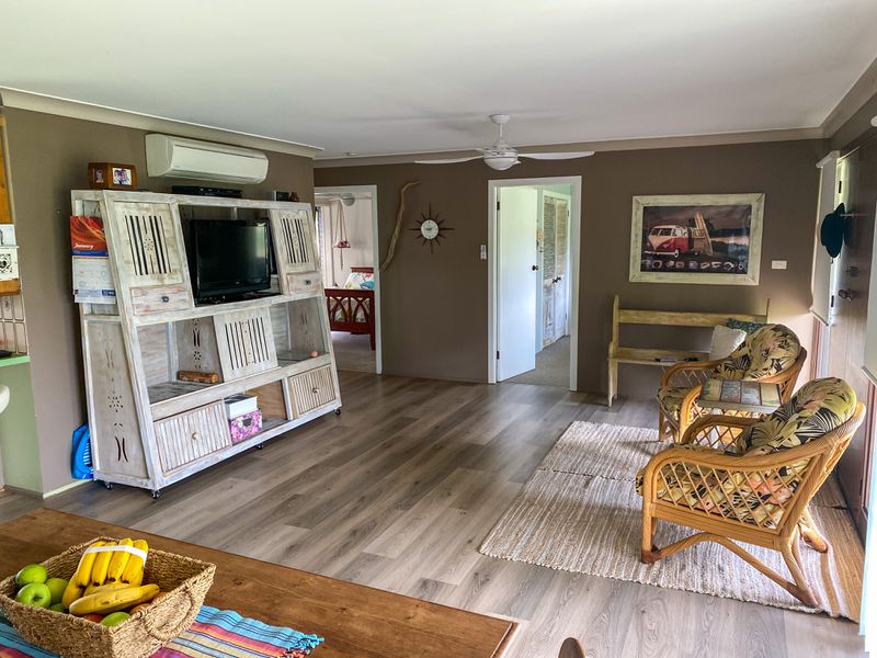 Residential Manning Valley Property & Livestock