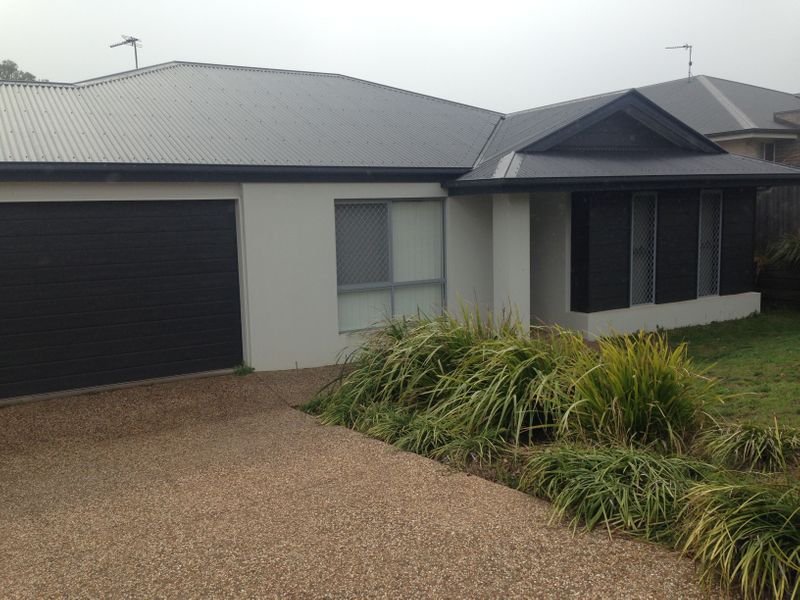 1 / 5 Sunset Drive, Glenvale