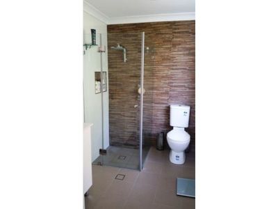 8 Pecos Close, St Clair