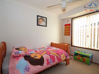 11 Kalambo Place, St Clair