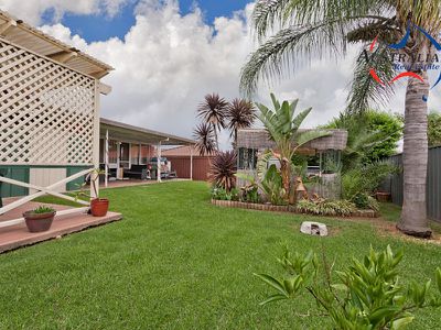 4 Omeo Street, St Clair