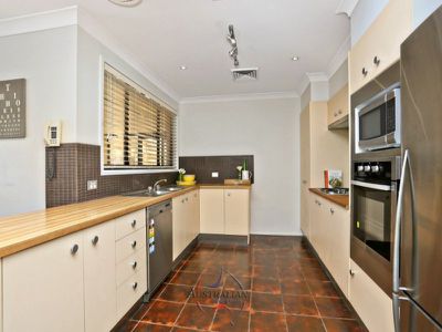 15 Colorado Drive, St Clair