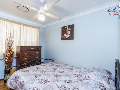 4 Mortimer Lewis Grove, St Clair