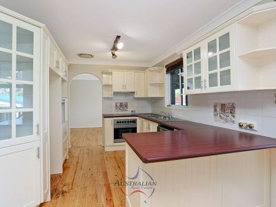 19 Menzies Circuit, St Clair