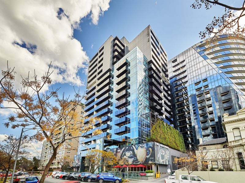 805 / 452 St Kilda Road, Melbourne