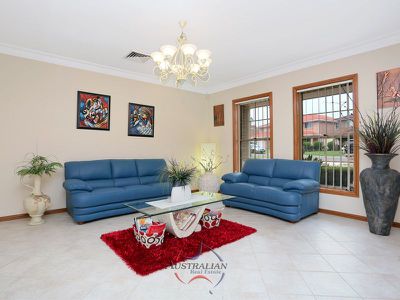 6 Belledale Close, St Clair