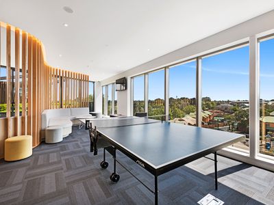 2201 / 1 Ascot Vale Road, Flemington