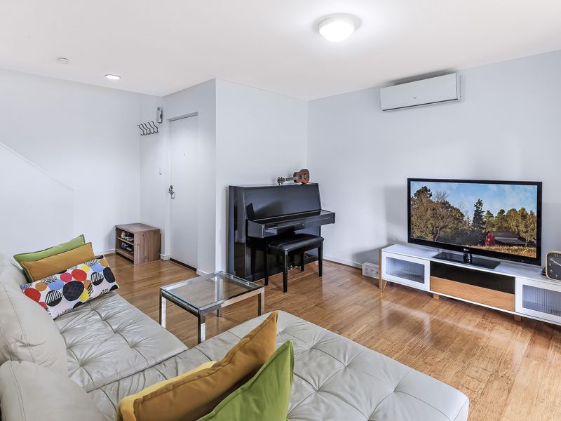 12 Jacaranda Place, South Coogee