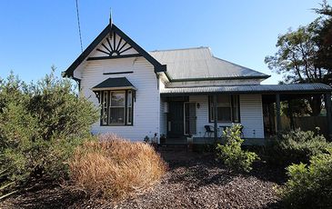 76 Lyle Street, Warracknabeal