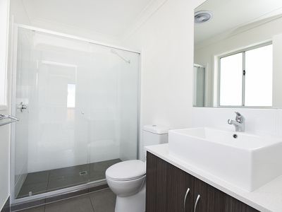 22a/65 Cambooya Street, Drayton