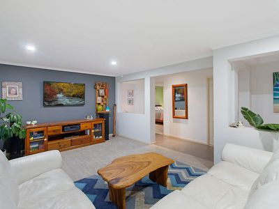 19 Newcastle Drive, Pottsville