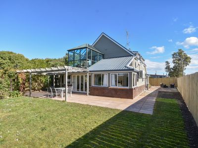 1106 Brighton Road, Brighton