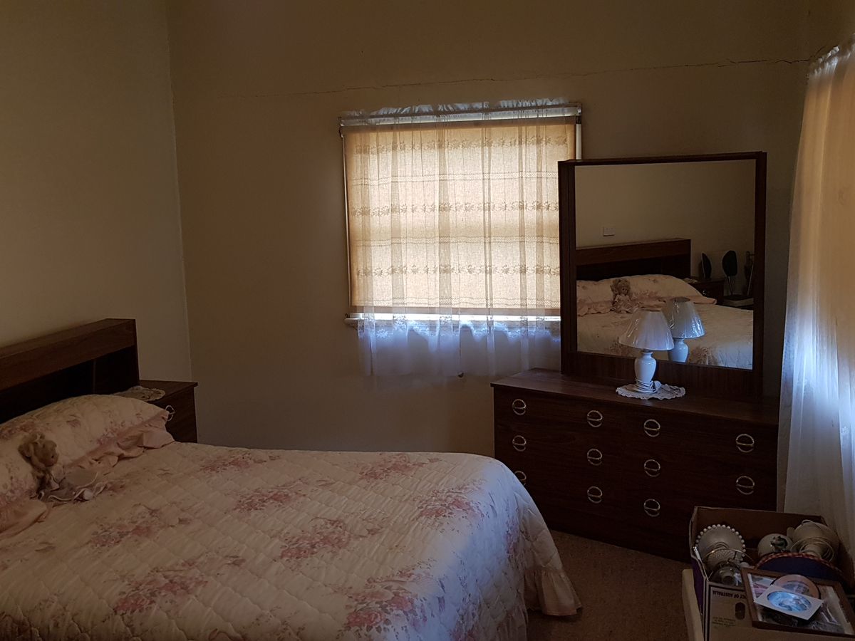 168-170  Railway Road, Elmore