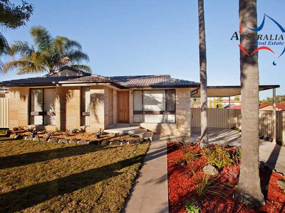 93 Pine Creek Circuit, St Clair