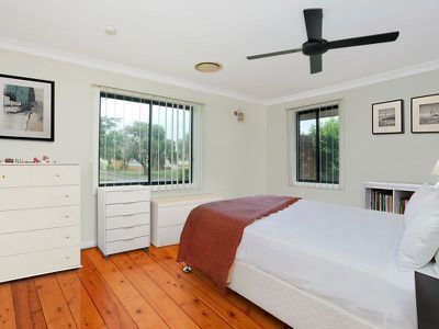 14 McCartney Crescent, St Clair