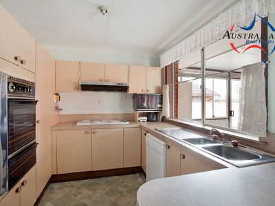 5 Tumut Place, St Clair