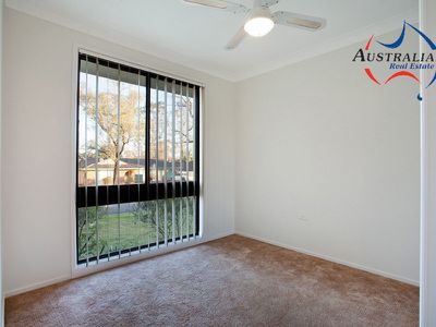 5 Kingfisher Way, St Clair