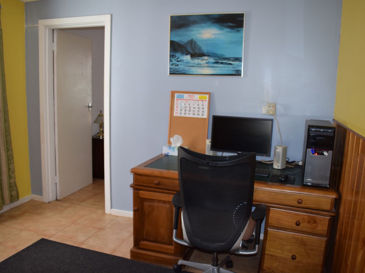 57 Grant Street North, Inglewood