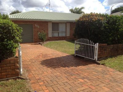 603 Greenwattle Street, Glenvale