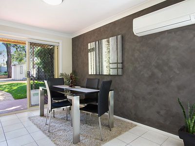 2 / 6D Royal Place, St Clair