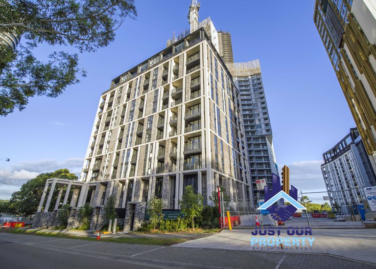 10605 / 2 Figtree Dr, Sydney Oly... 10605 / 2 Figtree Dr, Sydney Oly...