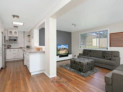 9 Topeka Glen, St Clair