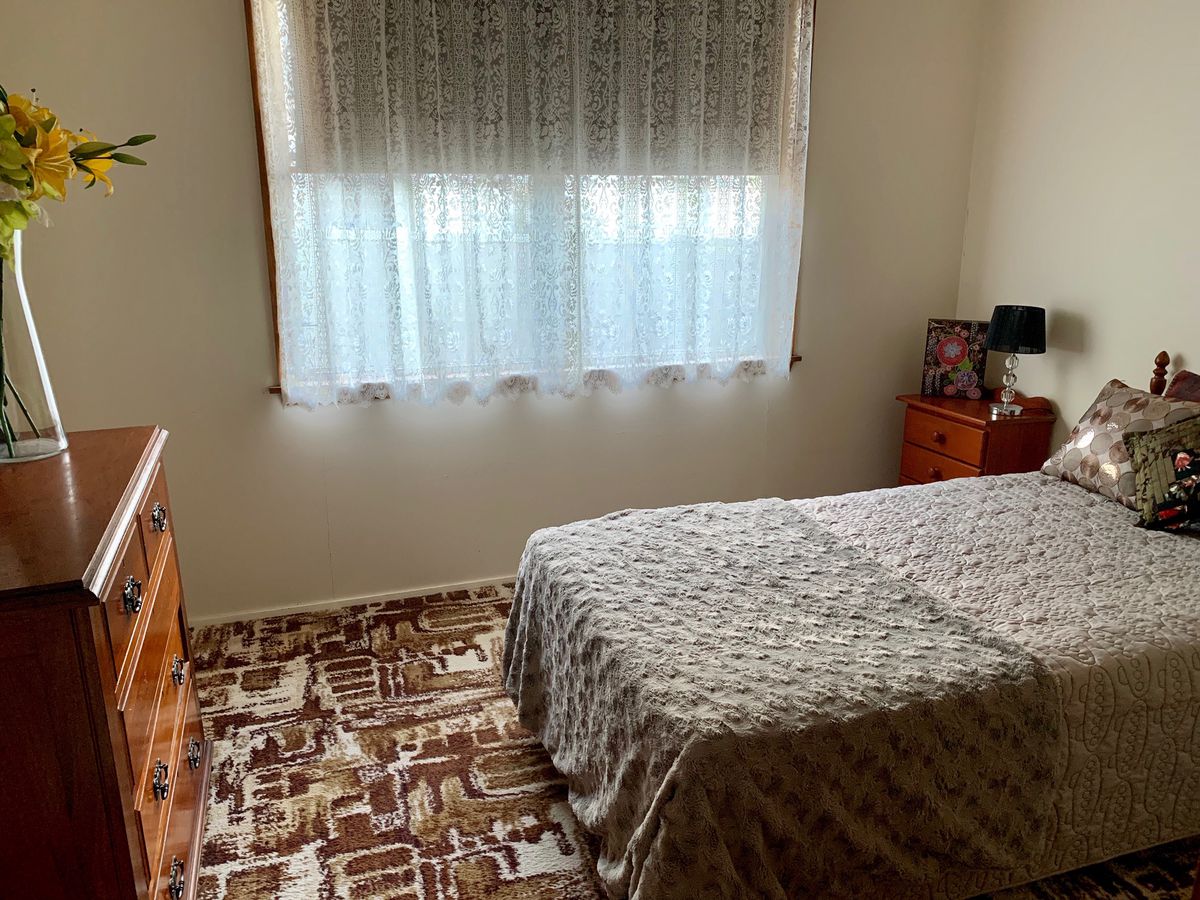 17 MacKenzie Street West, Golden Square