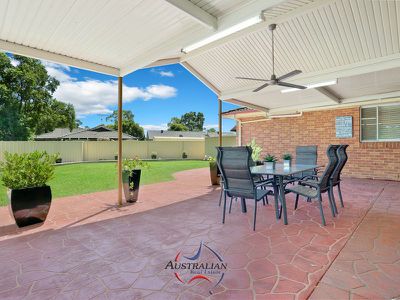 7 Hascombe Way, St Clair