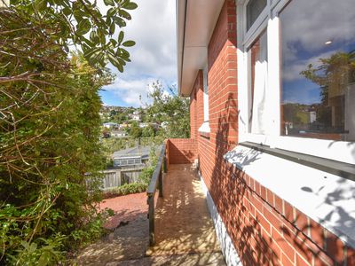 13 Thomson Street, Lookout Point