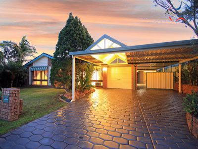 130 Pine Creek Circuit, St Clair