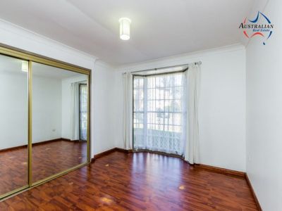 6 Kingfisher Way, St Clair