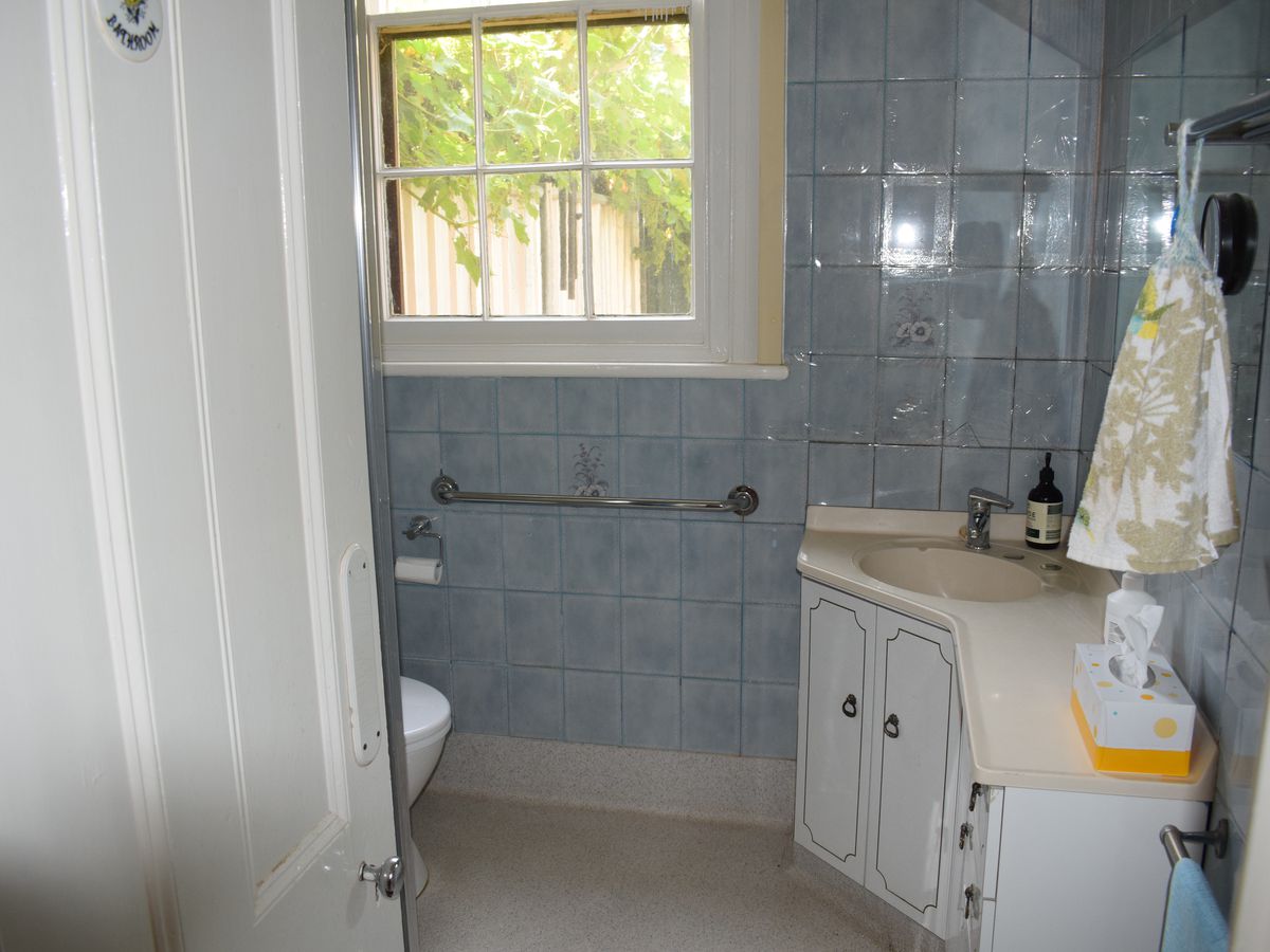 28 High Street, Wedderburn