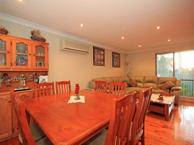 32 Menzies Cct,, St Clair