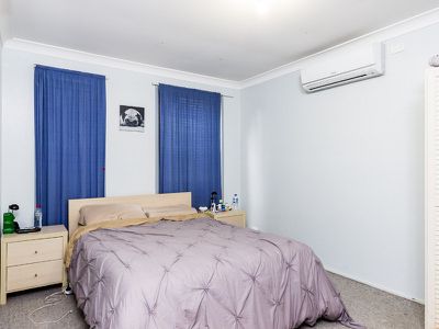 9 McCabe Close, St Clair