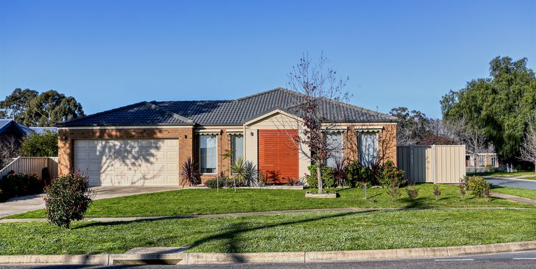 41 Weir Street , Euroa 41 Weir Street , Euroa