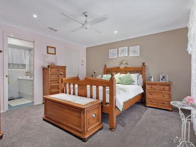 11 Ridgeview Crescent, Erskine Park